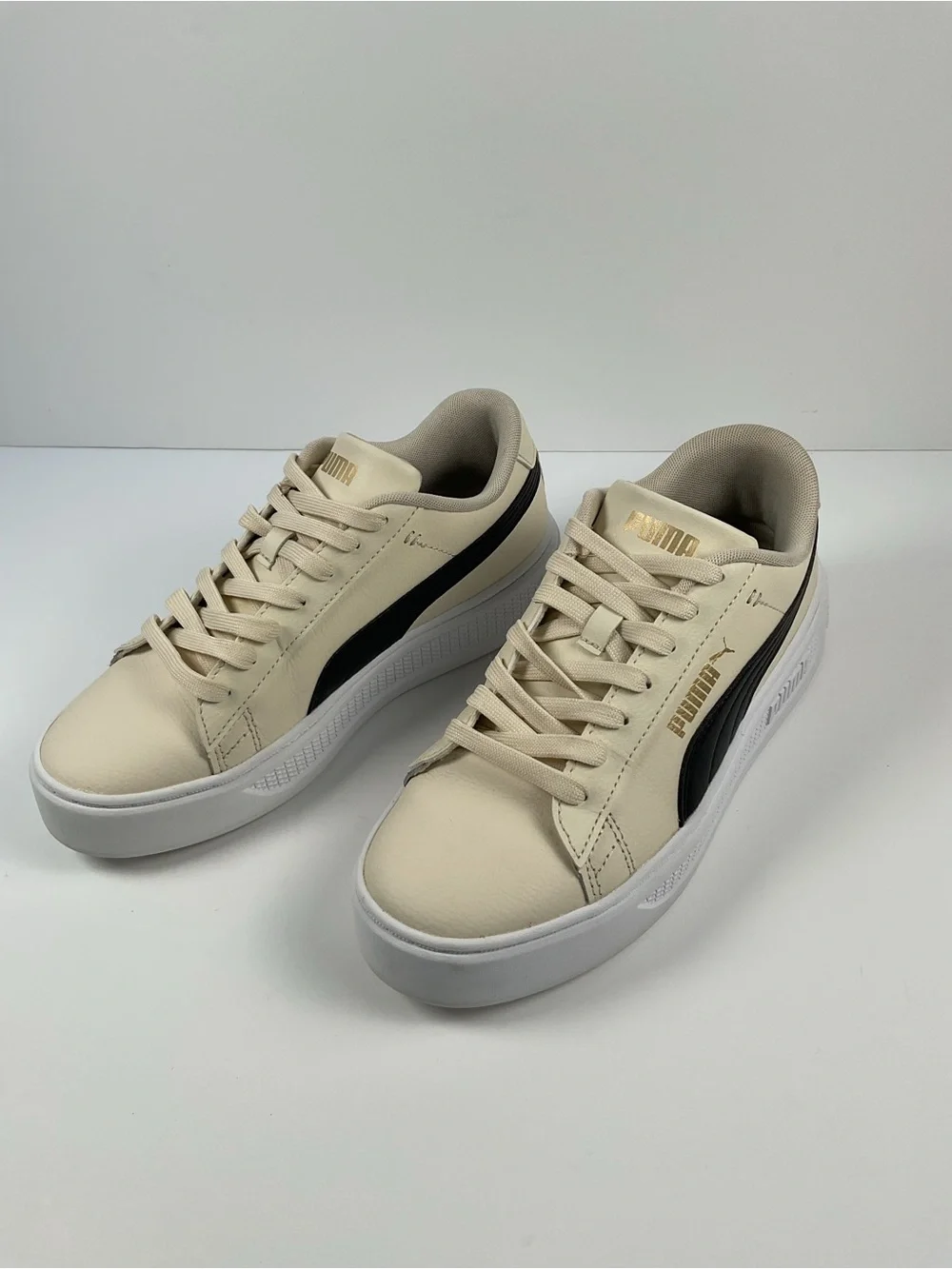 Puma Smash Platform V3 Women Sneakers Cream Black Size 8 Casual Shoes - Picture 3 of 10